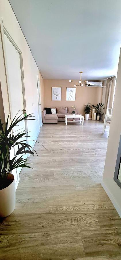 Cozy Modren Apartment On Malvarrosa Beach Valenza Esterno foto