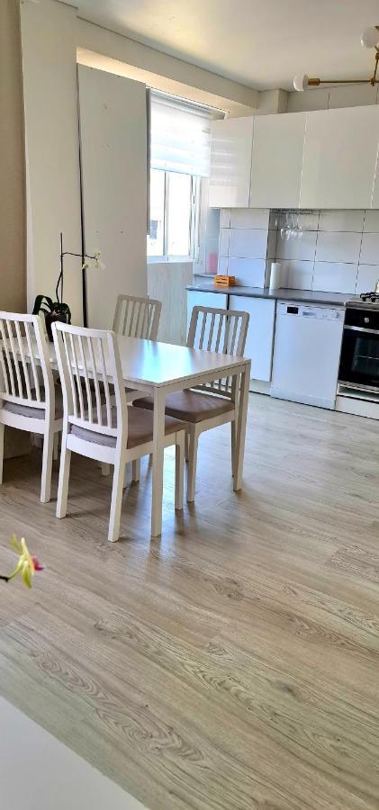 Cozy Modren Apartment On Malvarrosa Beach Valenza Esterno foto